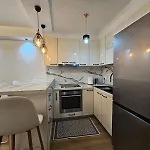 Elois Luxury Apartment